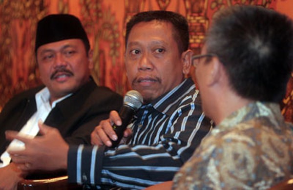 Tukul Arwana (tengah). Foto: dok/Jawa Pos