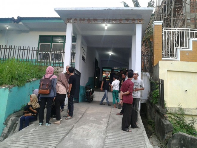 Pantauan jambiupdate.co, di kamar jenazah RSUD Raden Mattaher Jambi.