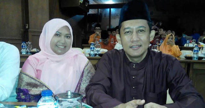 Pasangan Calon Bupati dan Wakil Bupati Muarojambi Masnah Busro-Bambang Bayu Suseno menghadiri acara peringatan Hari Ulang Tahun Kabupaten Muarojambi.