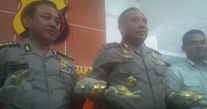 Kapolda Jambi, Brigjen Pol Yazid Fanani saat press release di Mapolda Jambi terkait penangkapan penampjng dan penjual emas hasil Peti di Merangin.