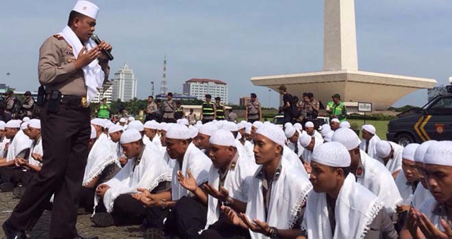 Pasukan Asmaul Husna. Foto: Dok. JPNN.com