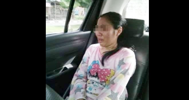 Kekasih pelaku jambret yang diamankan polisi.