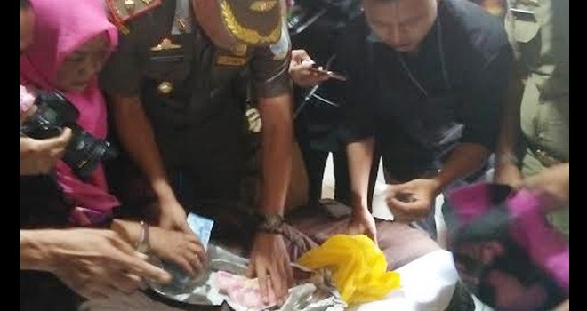 Uang Berjumlah Besar di Kamar tak Berpenghuni.