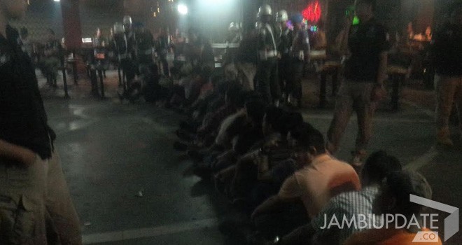 Puluhan Remaja Digiring ke Polda Jambi.