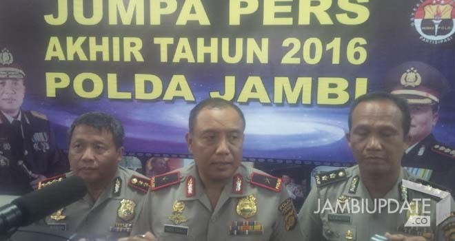 Jumpa Pers akhir tahun 2016 Polda Jambi.