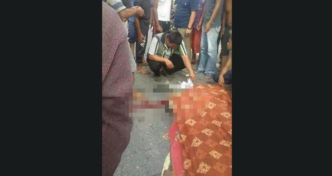 Terlihat korban tewas akibat tabrakan di Mersam, Batanghari.