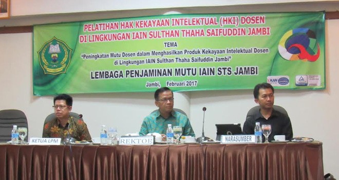 Pelatihan Hak Kekayaan Intelektual (HKI) bagi dosen dilingkungan IAIN STS Jambi. 