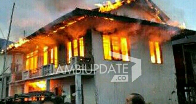 Kebakaran di Siulak Kerinci.