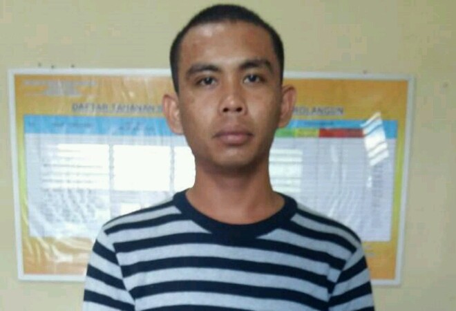 Decky (22) warga Rantau Gedang, Sarolangun diamankan polisi akibat kedapatan membawa narkoba jenis sabu. 
