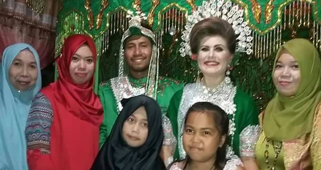 Nikah beda negara di barru. Foto : Parepos / Fajar Group