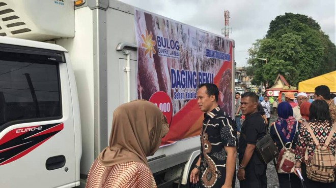 Tim Satgas Pangan Gelar Operasi Pasar di Angsoduo.