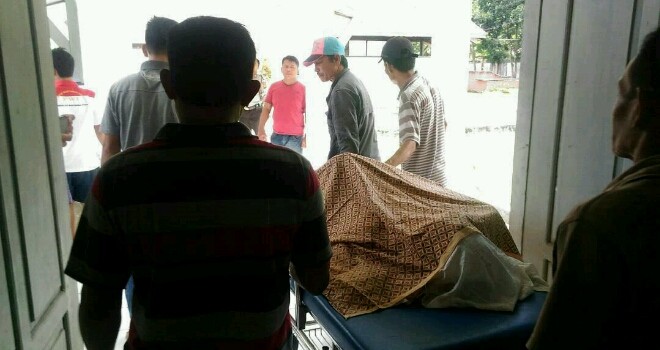 Zainal Arifin tewas usai dihajar massa di Desa Mentawak Ulu, Kecamatan Air Hitam Sarolangun, Kamis (8/6) malam.