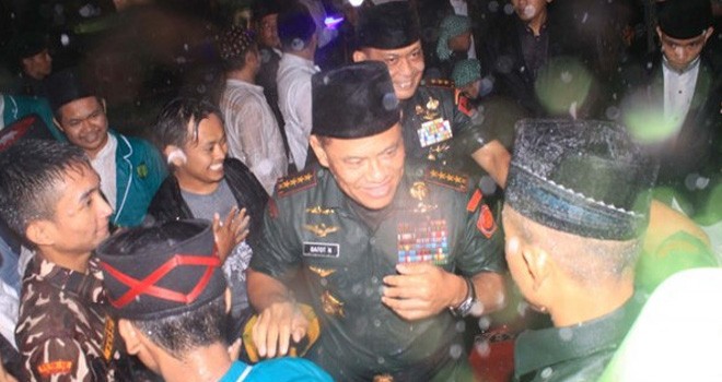 Panglima TNI Jenderal Gatot Nurmantyo saat melakukan safari ramadhan.
