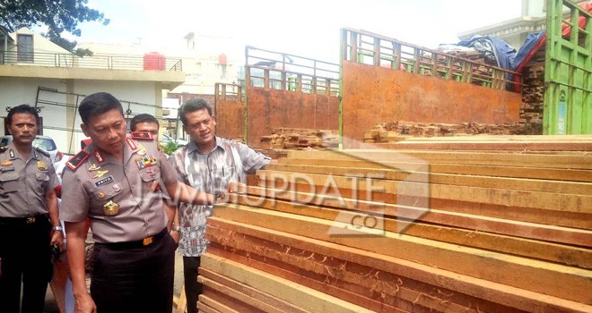 115 Kubik Kayu Ilegal yang Diamankan Polda Jambi.