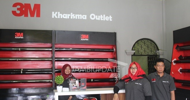 Kharisma Outlet dealer resmi Kaca Film 3M hadir di Kota Jambi. Tepatnya di Jalan Kol M Taher No. 8, Kecamatan Jambi Selatan, Kota Jambi.