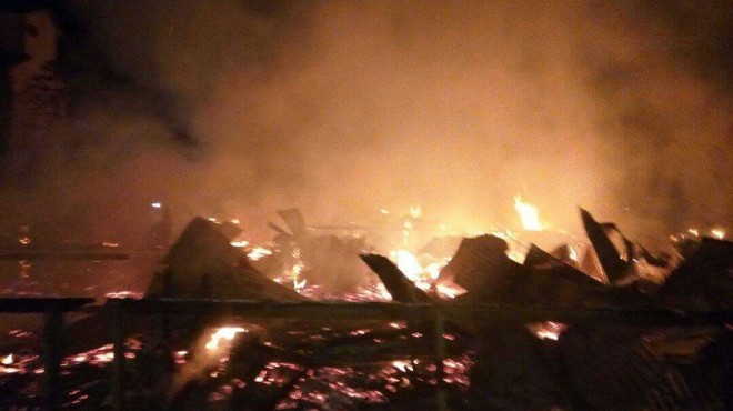 Kebakaran di mendahara. 