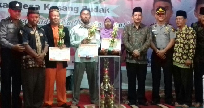 Wakil Bupati Muaro Jambi Bambang Bayu Suseno menghadiri malam penutupan Festival Anak Soleh Indonesia (FASI) Tingkat Desa Kasang Pudak, Minggu (23/7) Malam.