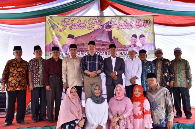 Walikota Jambi, Sy Fasha bersilaturahmi dengan warga Kota Jambi.
