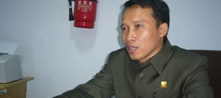 Madian Saswadi.