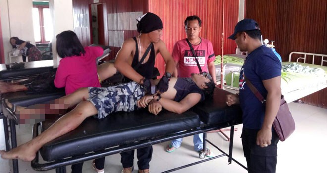 Tampak dua pelaku saat berhasil diamankan Satreskrim Polres Tebo, Rabu (2/8) siang.