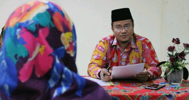 dr. Maulana. 
