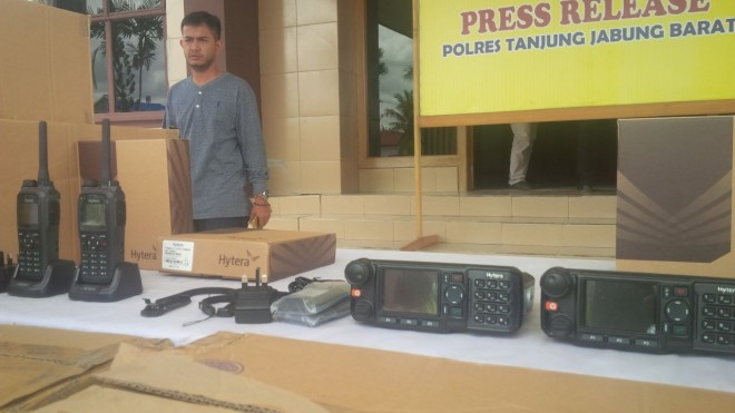 Barang Ilegal Senilai Miliaran Rupiah yang Diamankan.