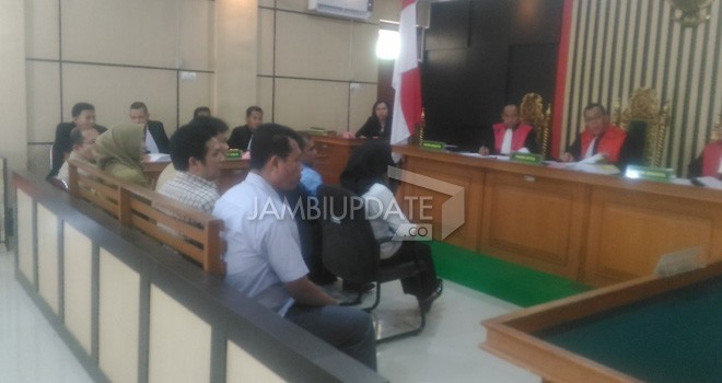 Sidang lanjutan kasus korupsi mark up gaji golongan 3 Setda Provinsi Jambi dengan terdakwa Mulyadi mantan staf bendahara pengeluaran.