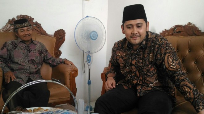 M Syukur. 