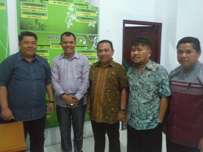 Zainal Abidin usai mengikuti fit and proper test di DPW PPP Jambi, Sabtu (4/11).