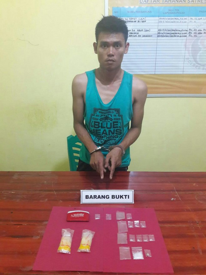 Pelaku yang melakukan tindak pidana Narkotika diamankan polisi.
