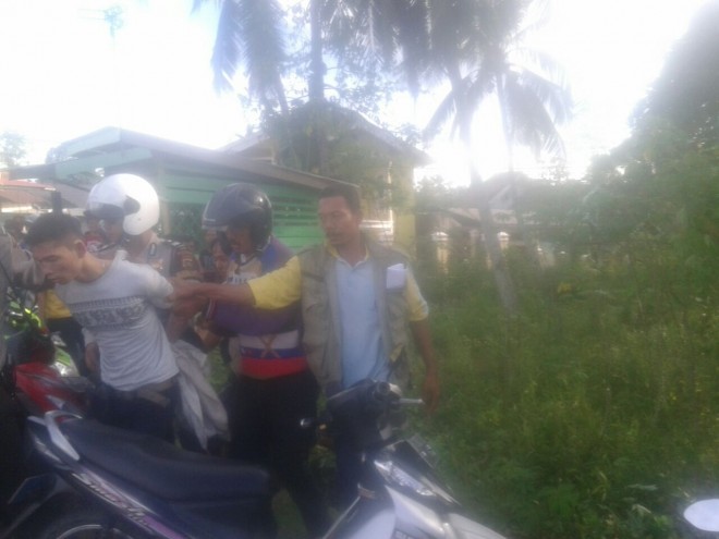 Pelaku Jambret di Kota Jambi saat diamankan.