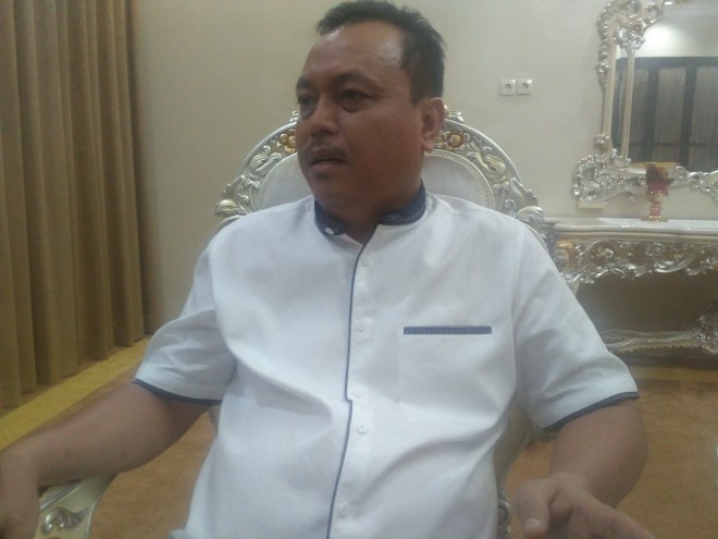Ketua DPRD Provinsi Jambi, Cornelis Buston.