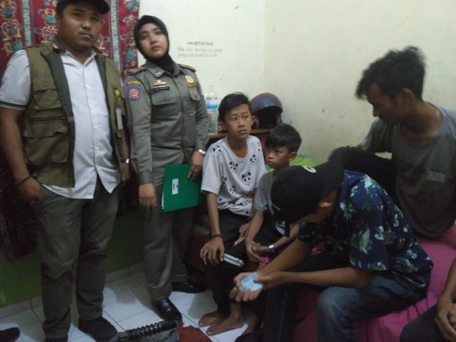 Pelajar SMP di Kota Jambi Ini Diangkut Satpol PP.