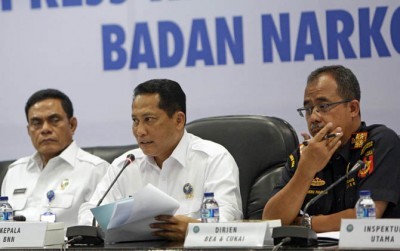 Kepala BNN Komjen Budi Waseso (tengah) (Miftahulhayat/Jawa Pos)