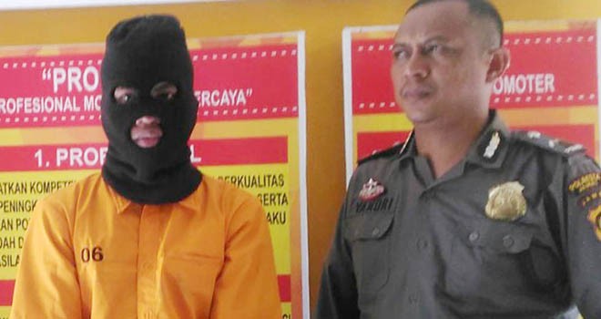 Bunyamin (25) warga Ladang Panjang, Sarolangun saat diamankan Polisi. 