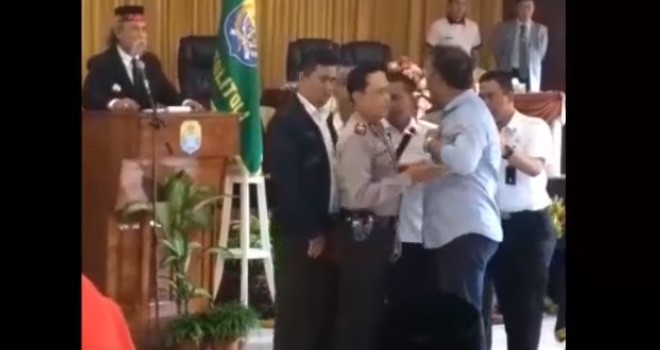 Video Bupati Tolitoli dan Wakil Bupati Nyaris Adu Jotos.
