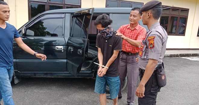 Bandar Narkoba di Tebo saat Ditangkap Polisi.