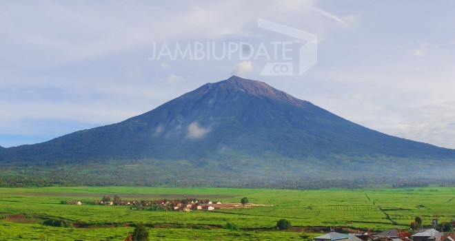 Gunung Kerinci. 