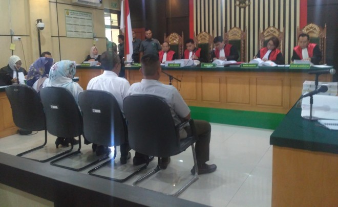Sidang Kasus Uang Ketok Palu.