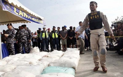 ILUSTRASI: Sabu 1 ton yang diangkut dalam kapal Sunrise Glory ((Ist/Jawapos.com))