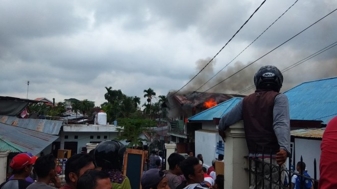 Kebakaran Terjadi di Kawasan Sipin.
