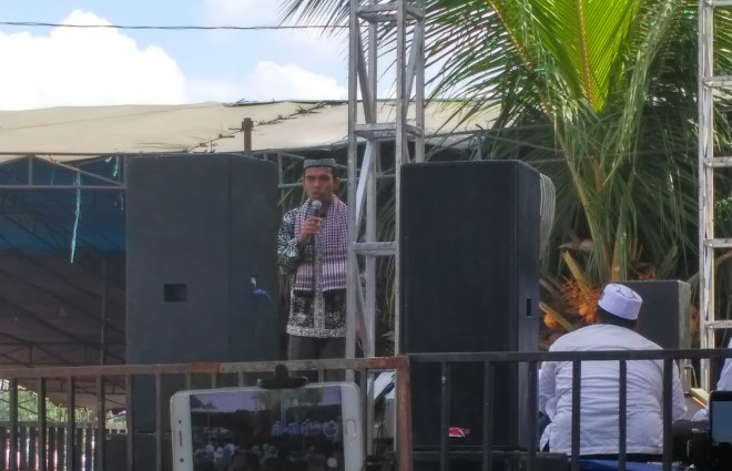 Tausiah UAS di Masjid Asy Syuhada