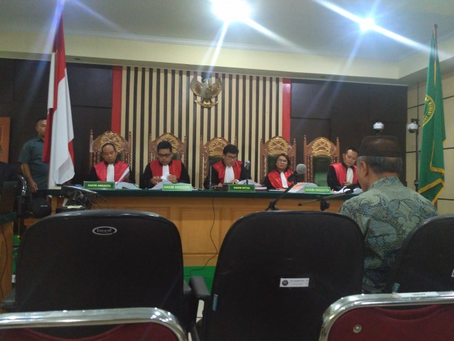 Elhelwi Politisi PDIP jadi saksi sidang.