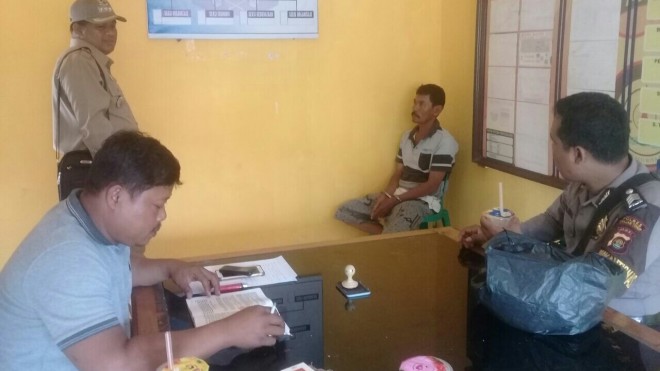 Korban rasik, (red)  saat dimintai keterangan