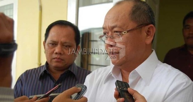 Bupati Sarolangun Cek Endra.