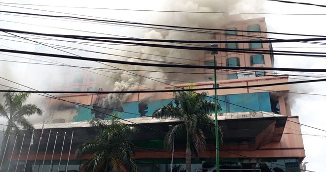 Kebakaran di Novita Hotel.