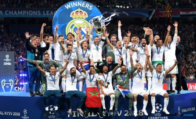 Real Madrid meraih gelar ke-13 sekaligus hat-trick beruntun juara Liga Champions. (uefa.com)