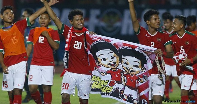 Timnas U-16 juara Piala AFF U-16 2018 usai mengalahkan Thailand lewat adu penalti (Dipta Wahyu/Jawa Pos)