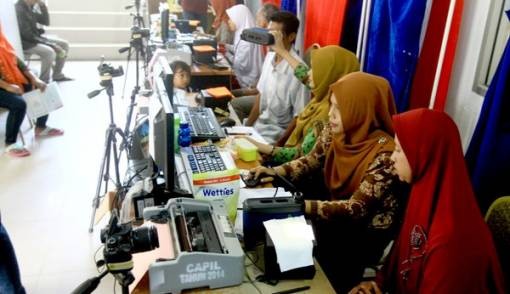 Perekaman E-KTP. Ilustrasi Foto: dok.JPNN.com