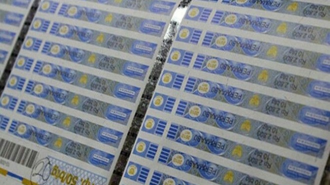 Ilustrasi pencetakan pita cukai tembakau (DOK.JAWAPOS.COM)